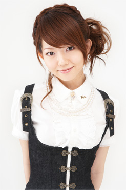 Yui Makino Yui Makino