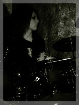 Peyne - drums
